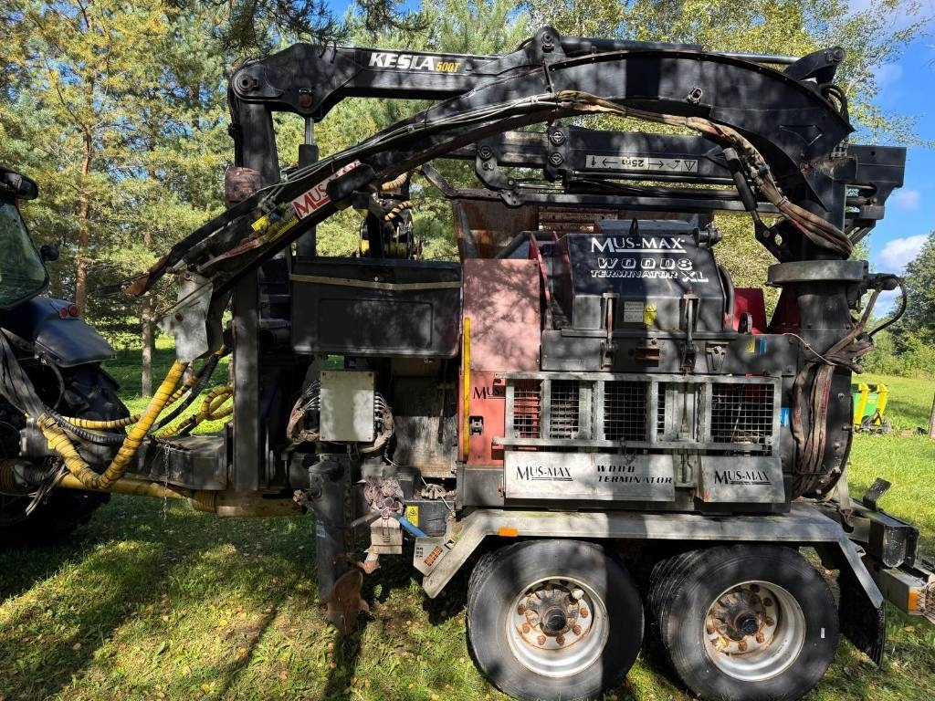 Mus-Max WT 8 XLZ - Gozdarski traktor, Lesni sekalnik: slika 4 Mus-Max WT 8 XLZ - Gozdarski traktor, Lesni sekalnik: slika 4