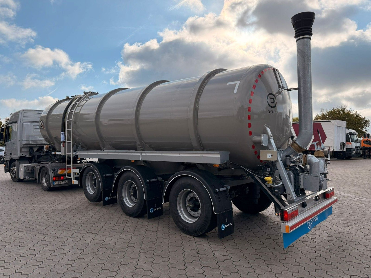 D-TEC Gülletanker 30m³ mit Zwangslenkung - Polprikolica cisterna: slika 3 D-TEC Gülletanker 30m³ mit Zwangslenkung - Polprikolica cisterna: slika 3