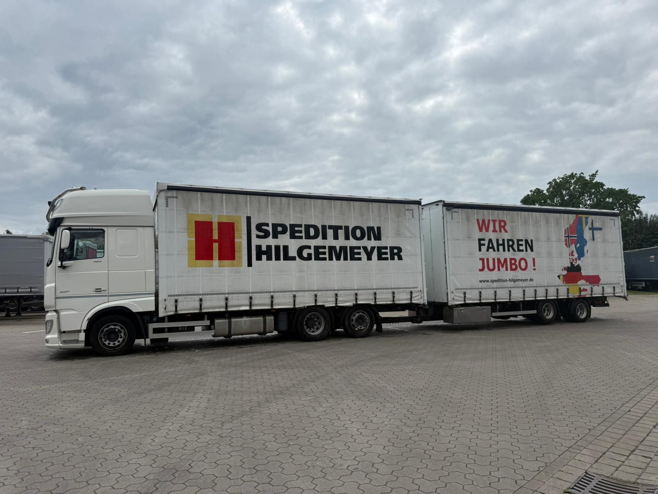 DAF XF 480 FAN LowDeck 6x2 Jumbo Inklusive Anhänger - Tovornjak s ponjavo: slika 5 DAF XF 480 FAN LowDeck 6x2 Jumbo Inklusive Anhänger - Tovornjak s ponjavo: slika 5