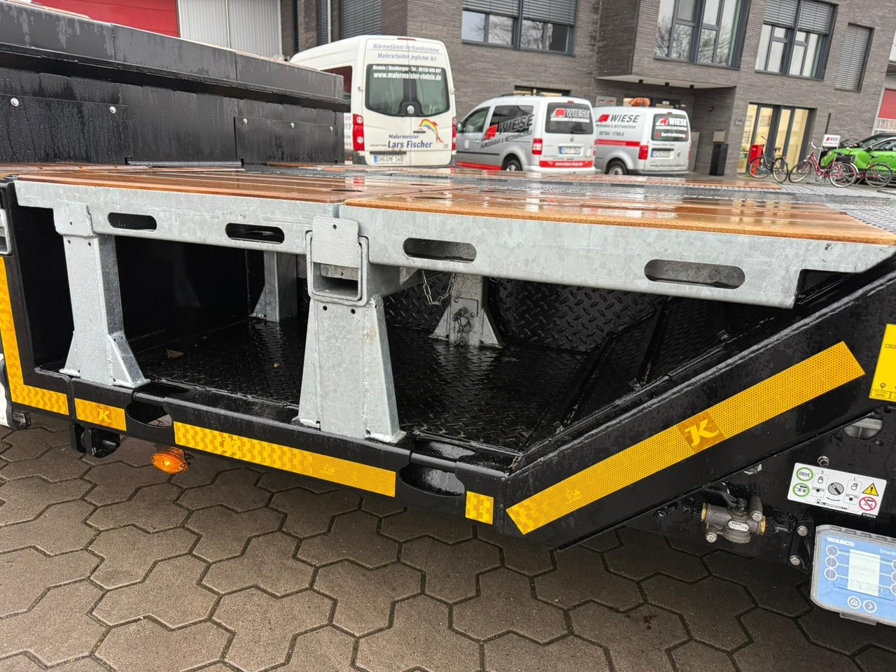 Nizko noseča polprikolica Kässbohrer K.SLA R 4 / 2N 18/40 Tieflader Radmulden tele: slika 15 Nizko noseča polprikolica Kässbohrer K.SLA R 4 / 2N 18/40 Tieflader Radmulden tele: slika 15