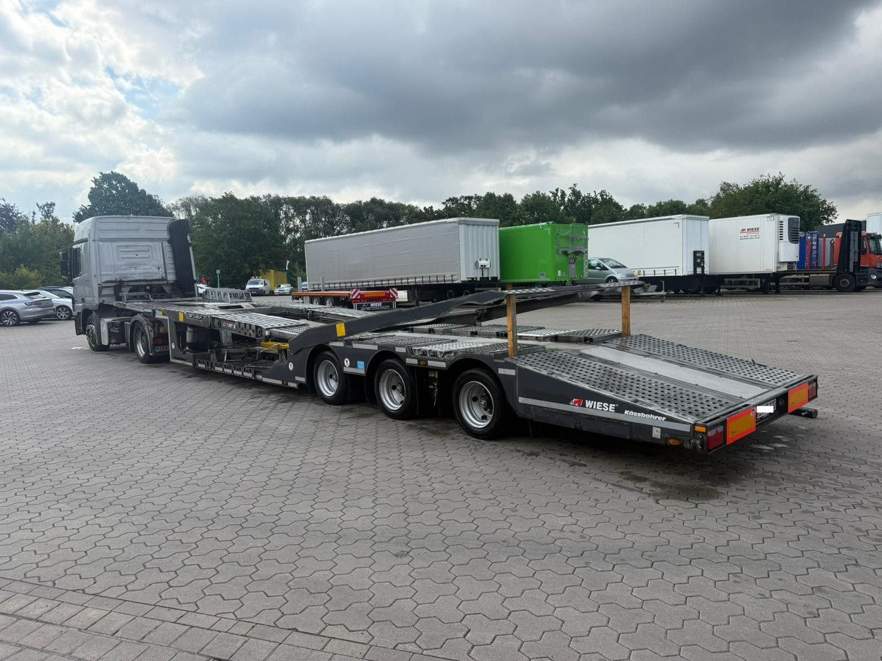 Kässbohrer K.SOK Truck/Car Transporter, Novagrau - Polprikolica avtotransporter: slika 4 Kässbohrer K.SOK Truck/Car Transporter, Novagrau - Polprikolica avtotransporter: slika 4