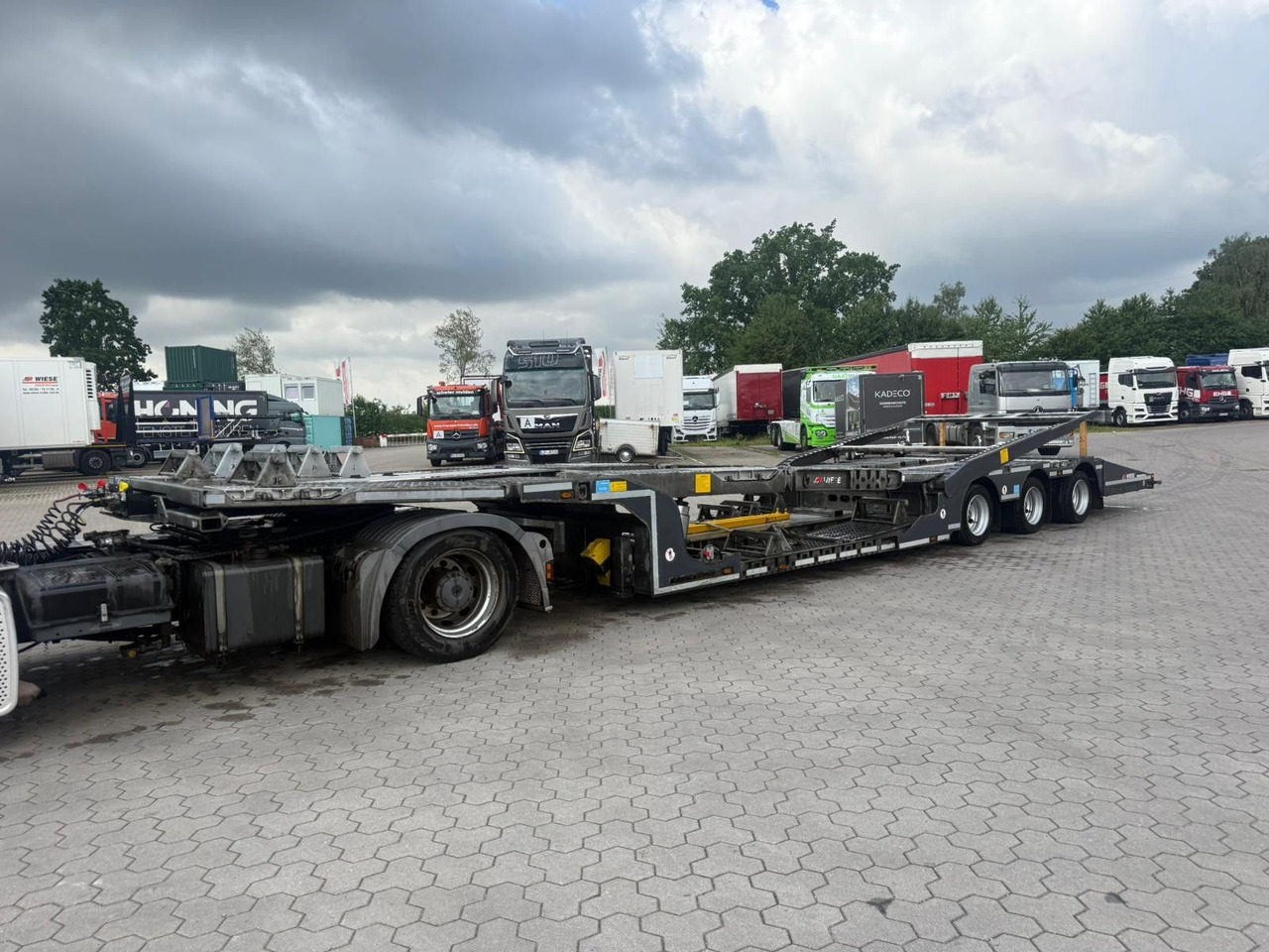 Kässbohrer K.SOK Truck/Car Transporter, Novagrau - Polprikolica avtotransporter: slika 2 Kässbohrer K.SOK Truck/Car Transporter, Novagrau - Polprikolica avtotransporter: slika 2