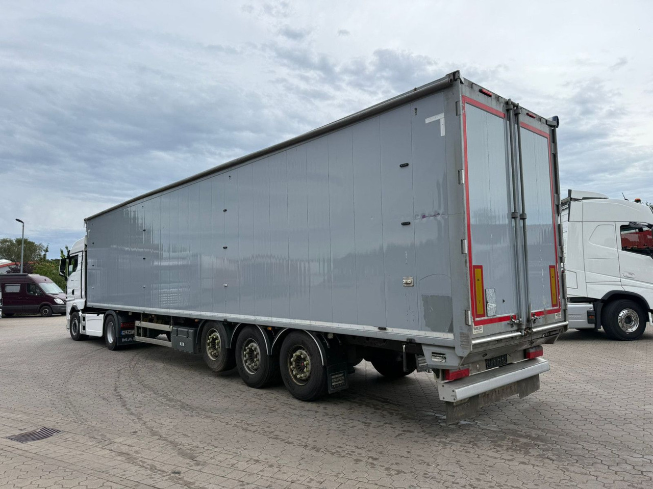 Knapen K100 Schubboden 92m³ HDI Boden ideal für Müll - Tovorna pohodna polprikolica: slika 3 Knapen K100 Schubboden 92m³ HDI Boden ideal für Müll - Tovorna pohodna polprikolica: slika 3