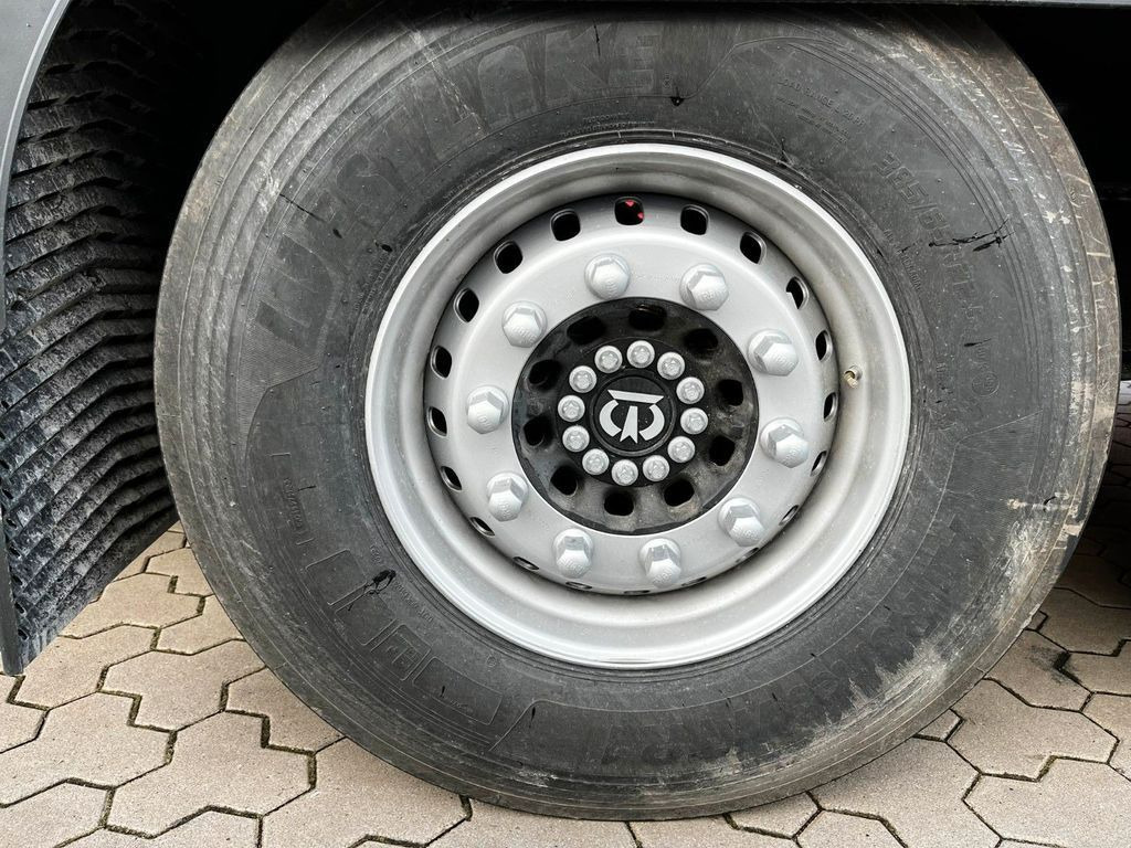 Polprikolica zabojnik Krone Koffer mit Ladebordwand Sofort Verfügbar!: slika 14
