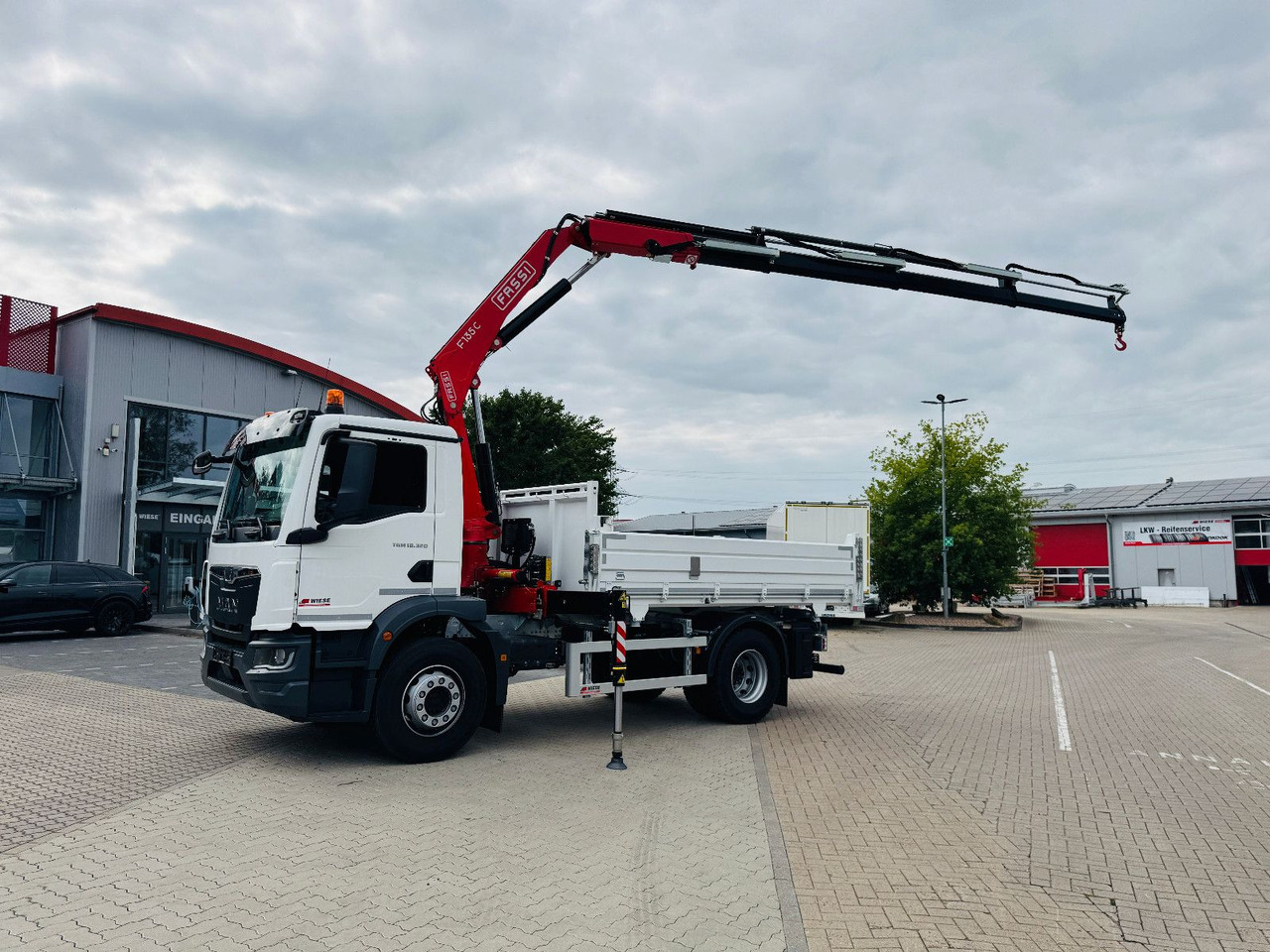 MAN 18.320 4x2 mit Fassi Ladekran Sofort Verfügbar - Tovornjak z dvigalom: slika 1 MAN 18.320 4x2 mit Fassi Ladekran Sofort Verfügbar - Tovornjak z dvigalom: slika 1