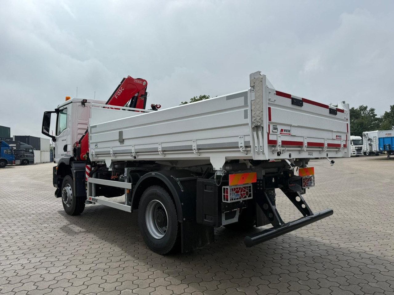 MAN 18.320 4x4 mit Fassi Ladekran Sofort Verfügbar - Tovornjak z dvigalom: slika 3 MAN 18.320 4x4 mit Fassi Ladekran Sofort Verfügbar - Tovornjak z dvigalom: slika 3
