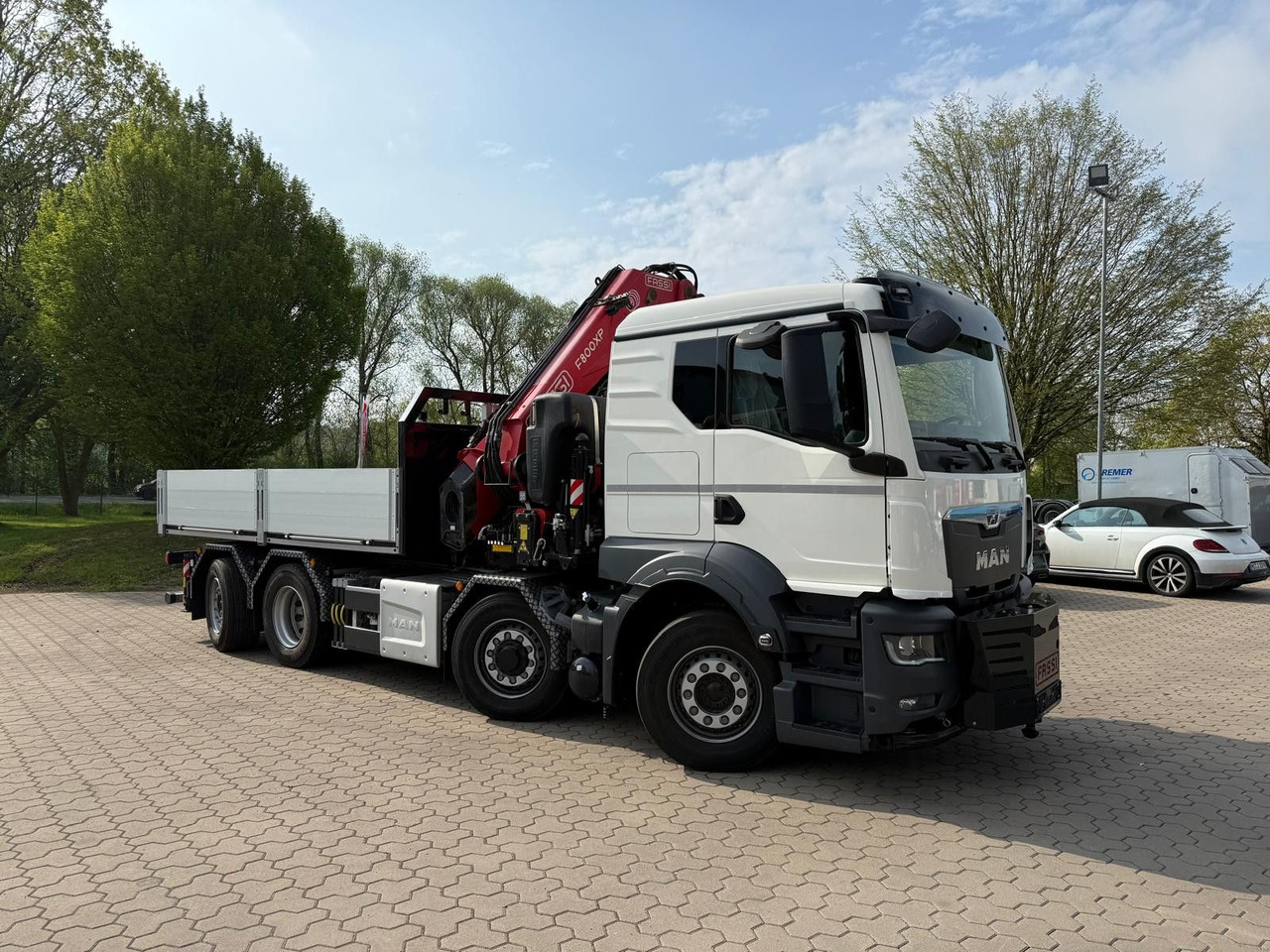 MAN 35.520 8x4 Kran Fassi F800, OHNE ABSTÜTZÜBERWACH - Tovornjak z dvigalom: slika 2 MAN 35.520 8x4 Kran Fassi F800, OHNE ABSTÜTZÜBERWACH - Tovornjak z dvigalom: slika 2