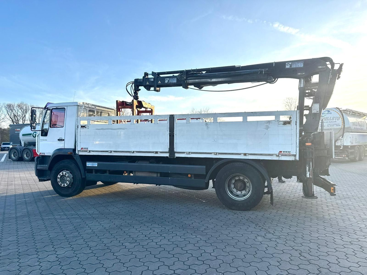 MAN LE 18.280 Pritsche mit HIAB 133 K PRO/HIPRO Kran - Tovornjak z dvigalom: slika 5 MAN LE 18.280 Pritsche mit HIAB 133 K PRO/HIPRO Kran - Tovornjak z dvigalom: slika 5