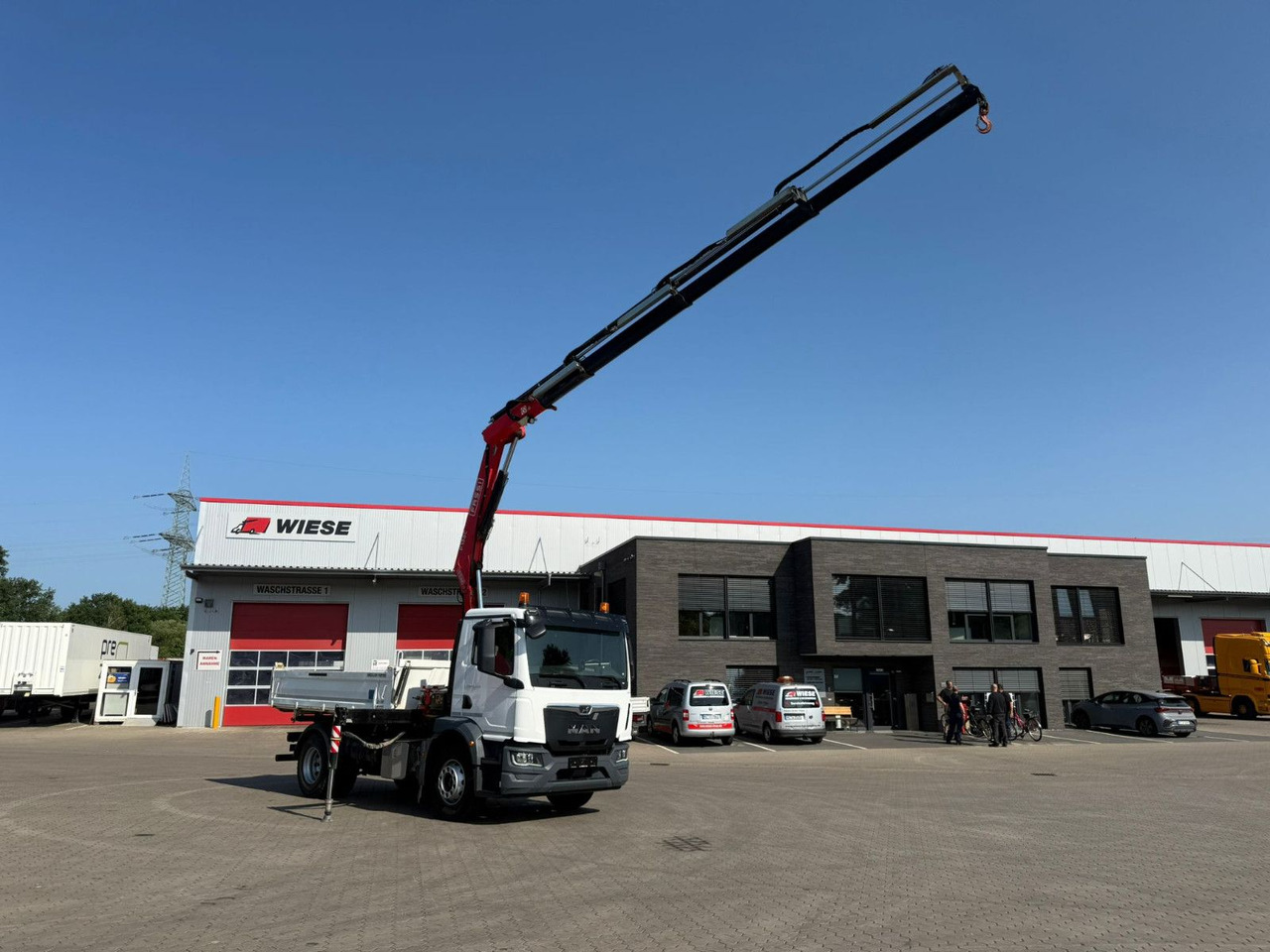 MAN TGM 18.320 4x2 BB mit Kran Fassi F135 Kipper - Tovornjak prekucnik, Tovornjak z dvigalom: slika 2 MAN TGM 18.320 4x2 BB mit Kran Fassi F135 Kipper - Tovornjak prekucnik, Tovornjak z dvigalom: slika 2