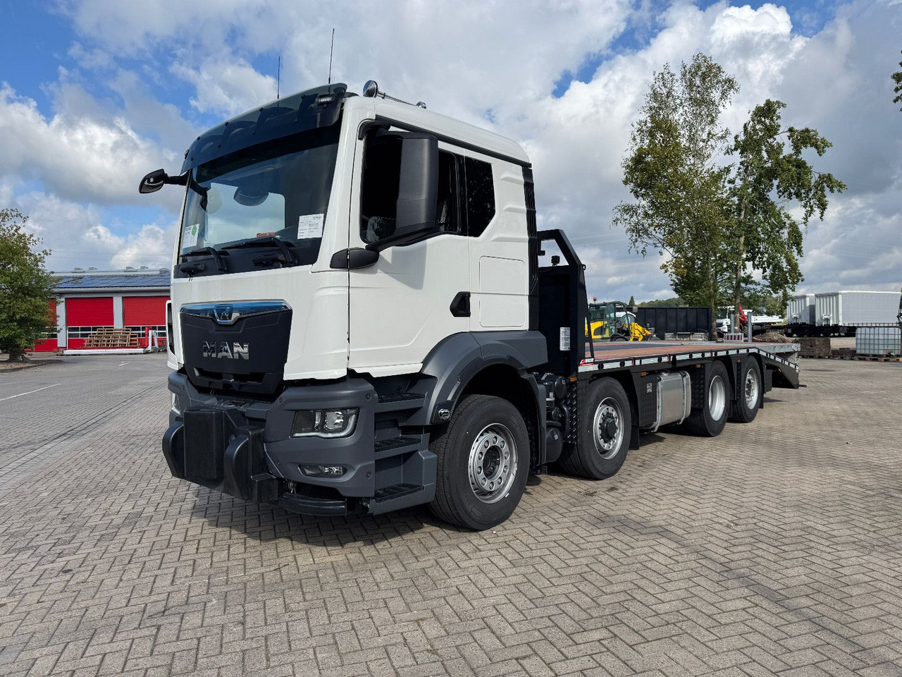 MAN TGS 35.520 Hydro Baumaschinentransporter - Vlečno vozilo: slika 1 MAN TGS 35.520 Hydro Baumaschinentransporter - Vlečno vozilo: slika 1