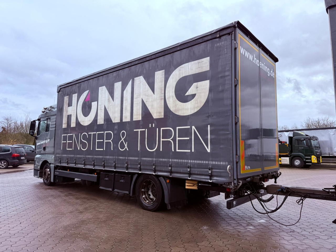 MAN TGX 18.440 LL Volumen LKW mit Staplerhalterung MAN TGX 18.440 LL Volumen LKW mit Staplerhalterung - Tovornjak s ponjavo: slika 3 MAN TGX 18.440 LL Volumen LKW mit Staplerhalterung MAN TGX 18.440 LL Volumen LKW mit Staplerhalterung - Tovornjak s ponjavo: slika 3