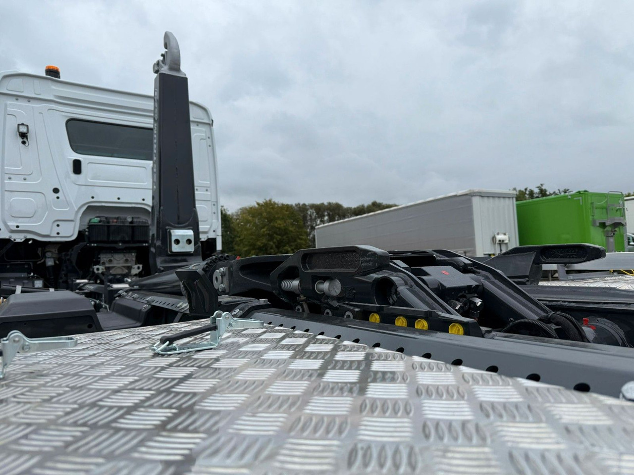 Mercedes-Benz Arocs 5 2651L 6 x4 Meiller RS 2170 lizing Mercedes-Benz Arocs 5 2651L 6 x4 Meiller RS 2170: slika 10