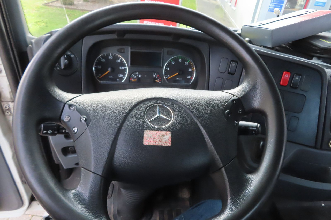 Tovornjak z dvigalom Mercedes-Benz Axor  1833 L - Glastransporter Kran Palfinger: slika 8