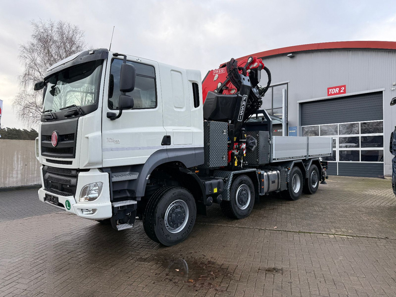 Tatra 41.500 8x8 Phoenix Fassi F710 Kran - Tovornjak s kesonom, Tovornjak z dvigalom: slika 1 Tatra 41.500 8x8 Phoenix Fassi F710 Kran - Tovornjak s kesonom, Tovornjak z dvigalom: slika 1