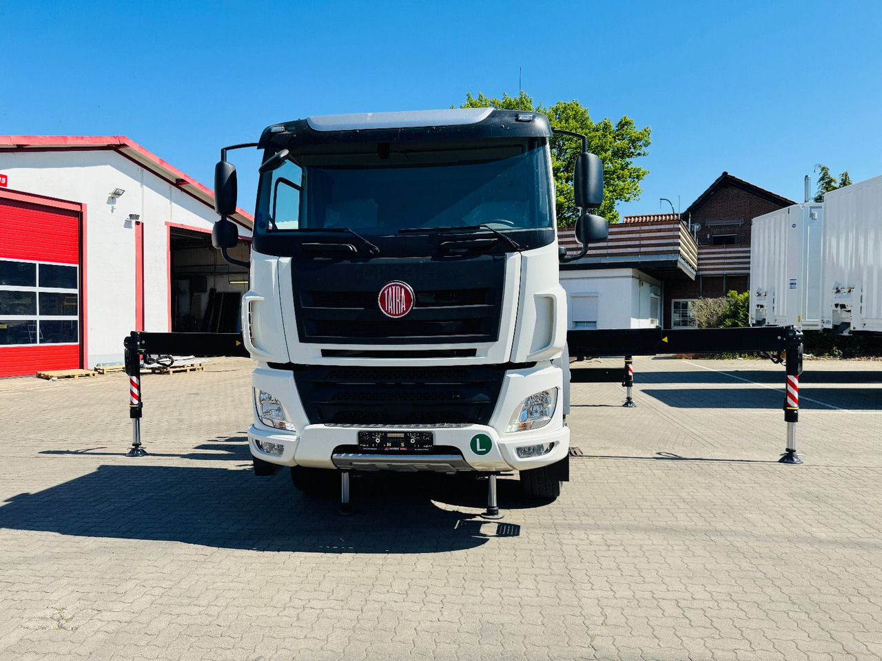 Tatra 6x6x6 Phoenix Fassi F545RA.2.27 L214 V20 - Tovornjak s kesonom, Tovornjak z dvigalom: slika 3 Tatra 6x6x6 Phoenix Fassi F545RA.2.27 L214 V20 - Tovornjak s kesonom, Tovornjak z dvigalom: slika 3
