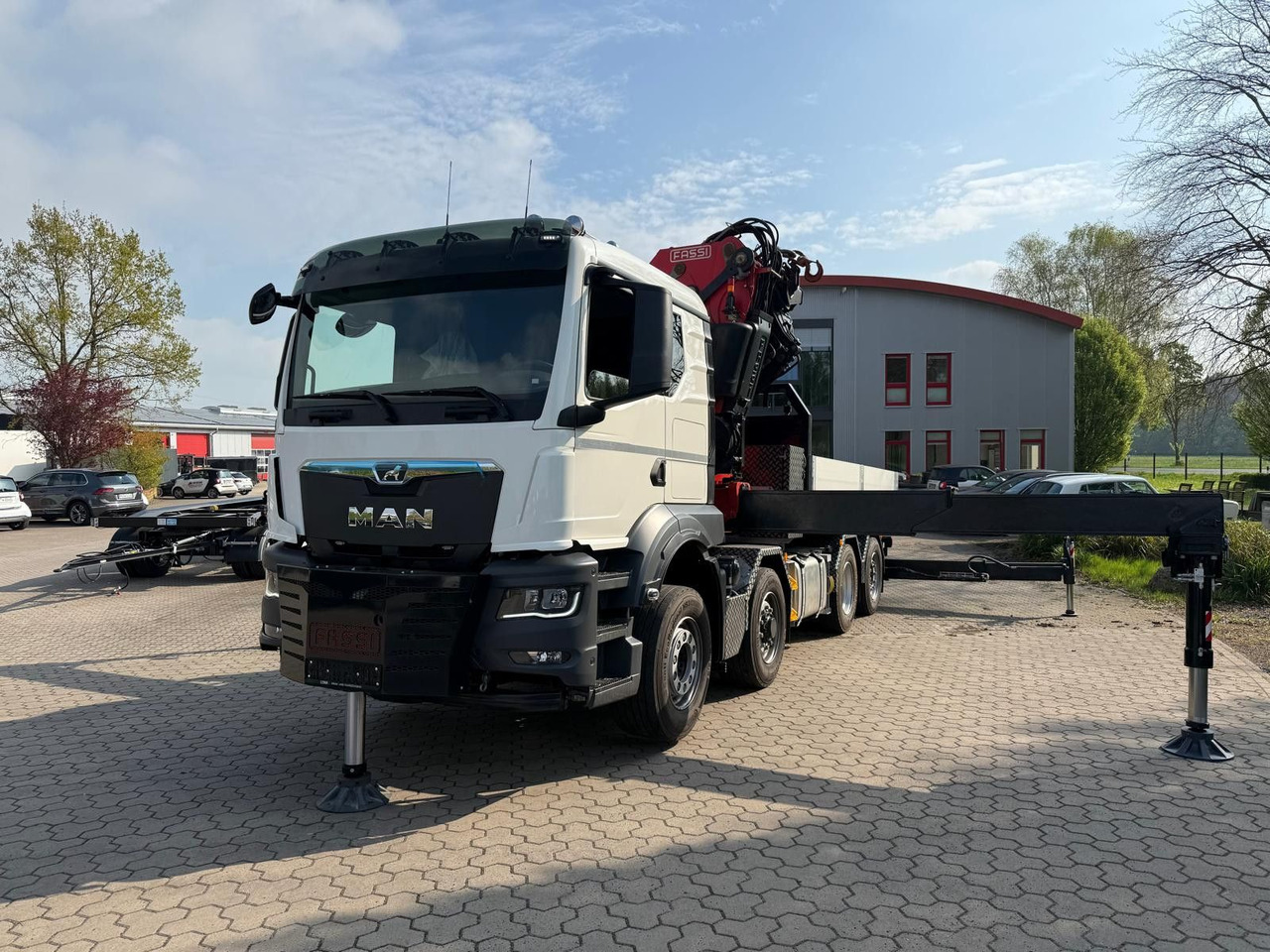 MAN 35.520 8x4 Fassi F800 RA2.28 OHNE ABSTÜTZÜBERWA. - Vlačilec: slika 5 MAN 35.520 8x4 Fassi F800 RA2.28 OHNE ABSTÜTZÜBERWA. - Vlačilec: slika 5