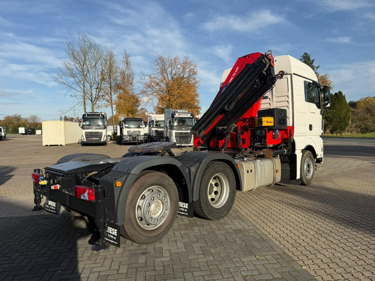 MAN TGX 26.440 6x2 mit HMF 3000-K5 Kran Top Zustand - Vlačilec: slika 3 MAN TGX 26.440 6x2 mit HMF 3000-K5 Kran Top Zustand - Vlačilec: slika 3