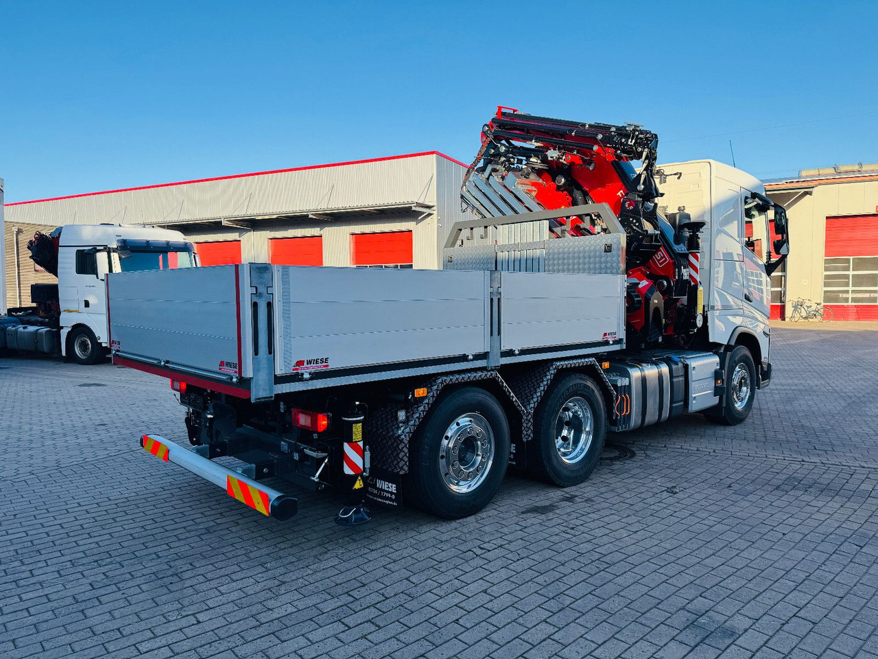 Volvo FH500 6x2 mit Fassi F545 2.27 JIB Winde so - Vlačilec: slika 3 Volvo FH500 6x2 mit Fassi F545 2.27 JIB Winde so - Vlačilec: slika 3