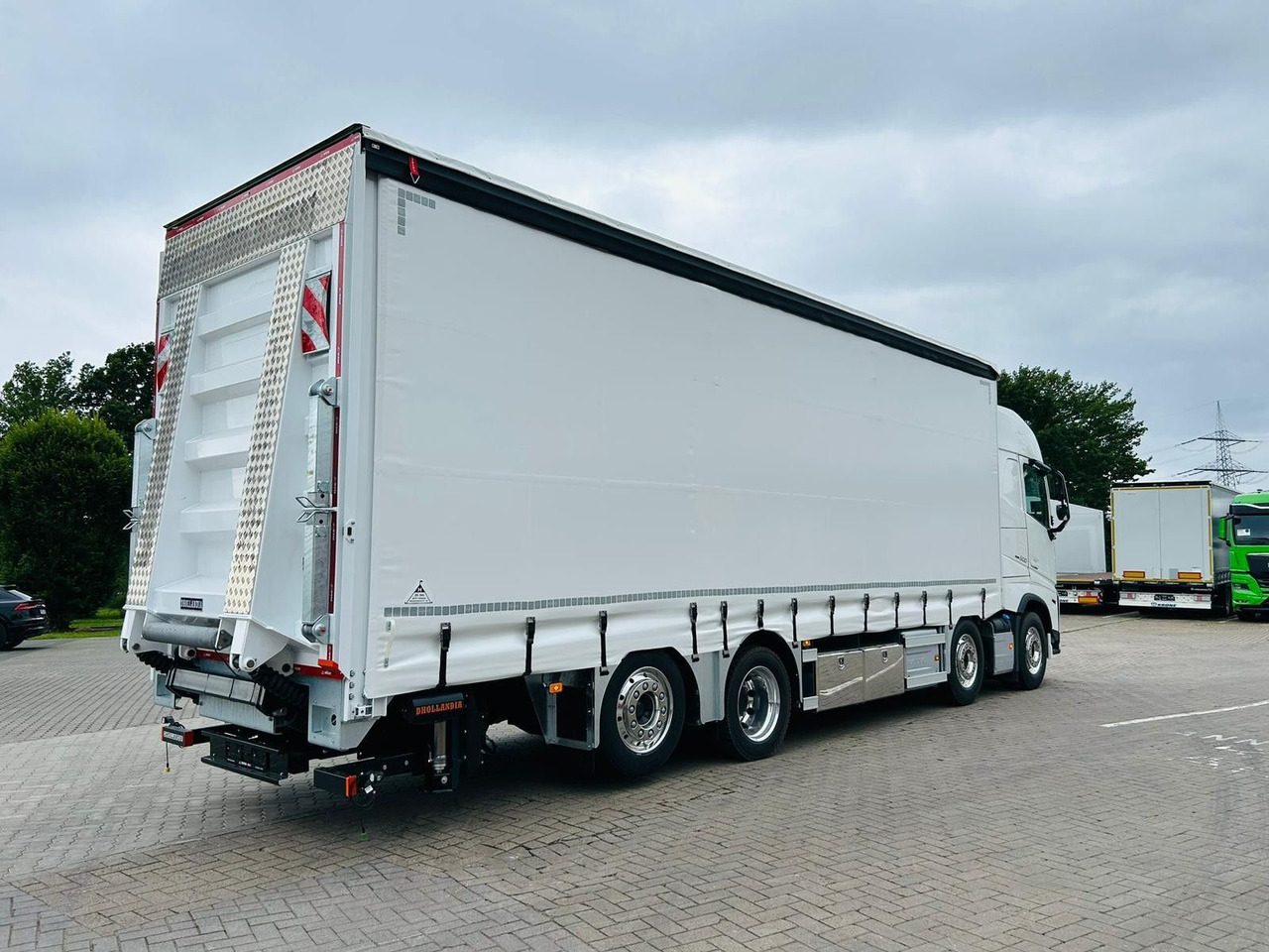 Volvo FH 500 8x2 Arbeitsbühnen Transporter LBW 9t lizing Volvo FH 500 8x2 Arbeitsbühnen Transporter LBW 9t: slika 6