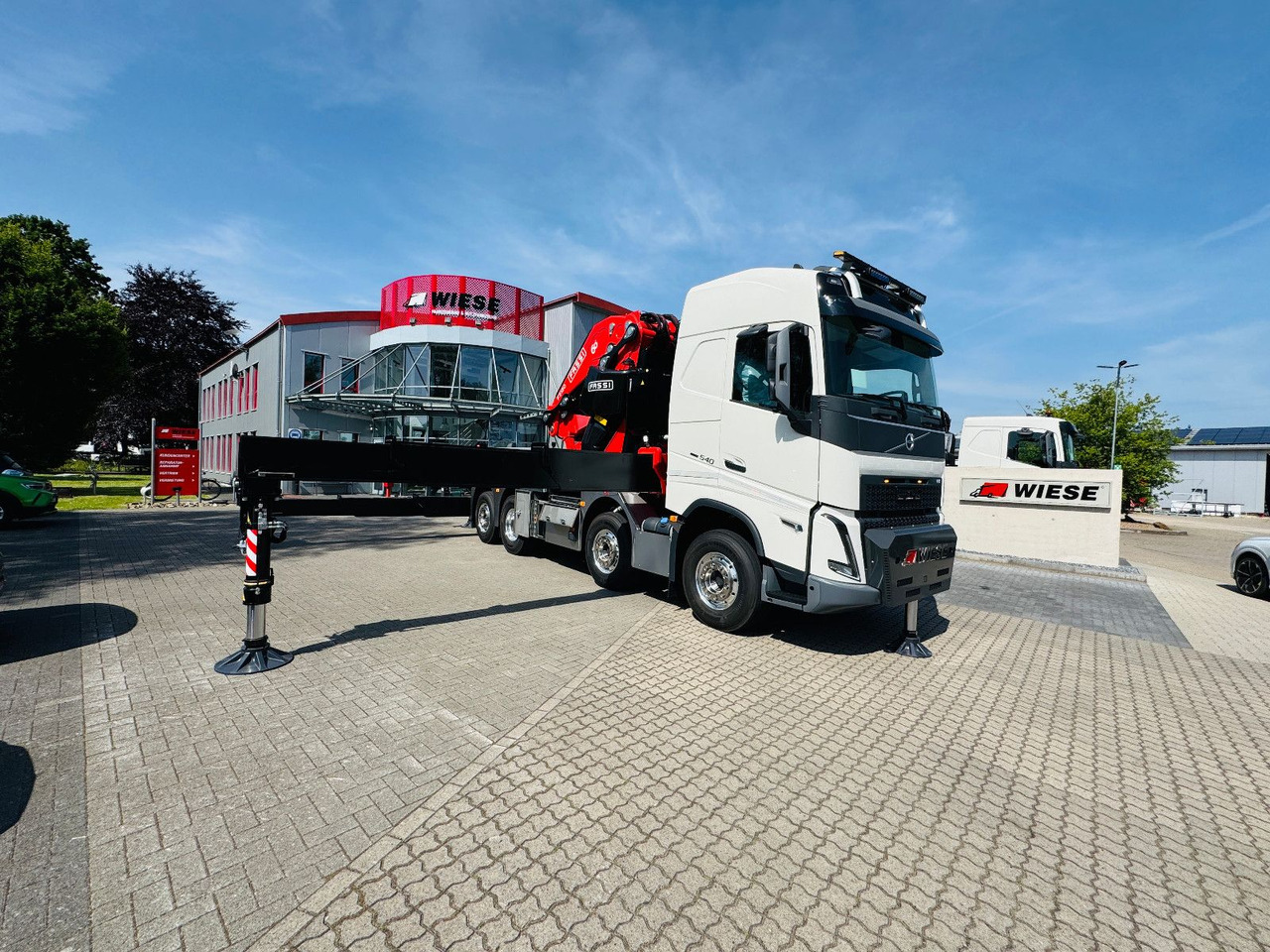 Volvo FH 540 mit Fassi F2150RAL Fly Jib + Winde - Tovornjak s kesonom, Tovornjak z dvigalom: slika 1 Volvo FH 540 mit Fassi F2150RAL Fly Jib + Winde - Tovornjak s kesonom, Tovornjak z dvigalom: slika 1