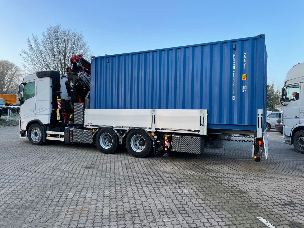 Volvo FH500 6x4 Fassi F545RA 2.27 mit Jib und Winde - Tovornjak z dvigalom: slika 2 Volvo FH500 6x4 Fassi F545RA 2.27 mit Jib und Winde - Tovornjak z dvigalom: slika 2
