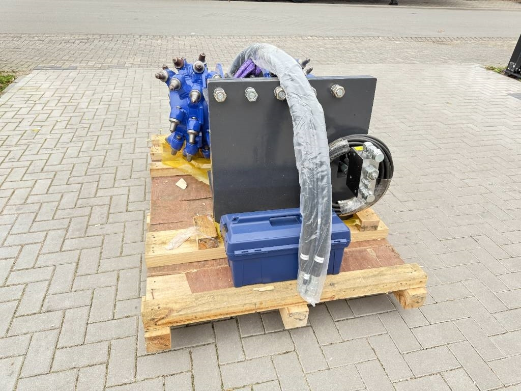 AJCE ADC20 DRUM CUTTER ROCKWHEEL Rockgrinder, Grinder - Rušilne škarje: slika 4 AJCE ADC20 DRUM CUTTER ROCKWHEEL Rockgrinder, Grinder - Rušilne škarje: slika 4