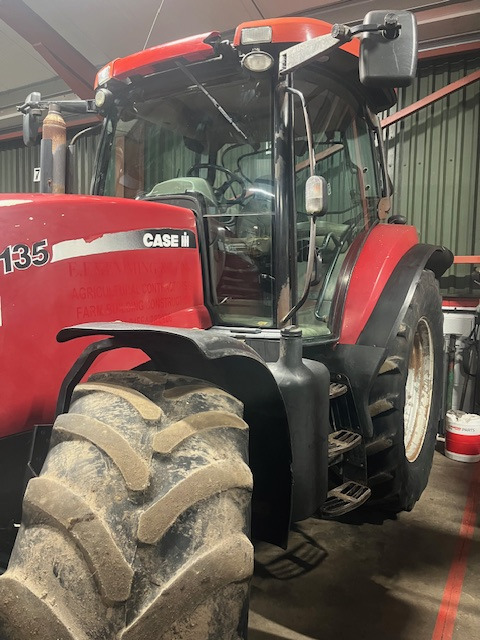CASE IH MXU 135 - Traktor: slika 3 CASE IH MXU 135 - Traktor: slika 3