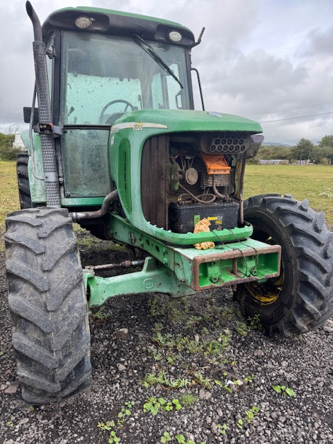 John Deere 6320 - Traktor: slika 1 John Deere 6320 - Traktor: slika 1
