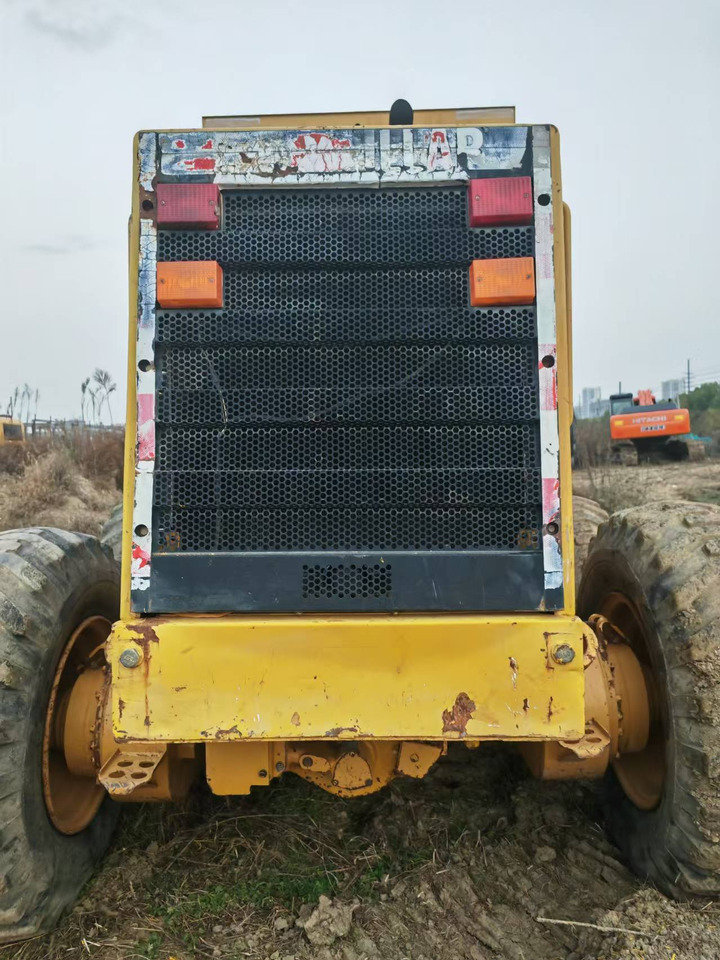 CATERPILLAR 140H - Greder: slika 3 CATERPILLAR 140H - Greder: slika 3