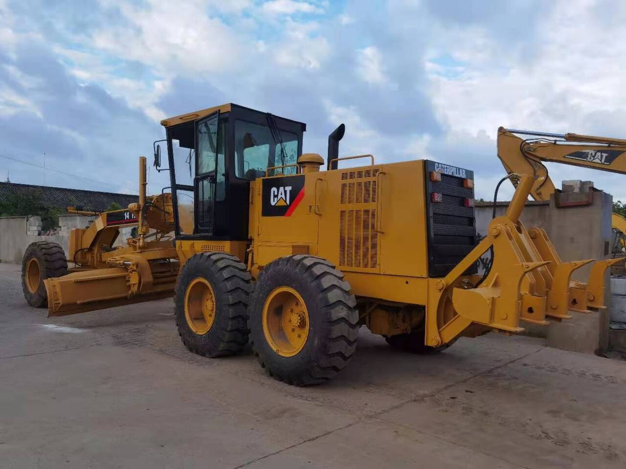CATERPILLAR 14H - Greder: slika 2 CATERPILLAR 14H - Greder: slika 2