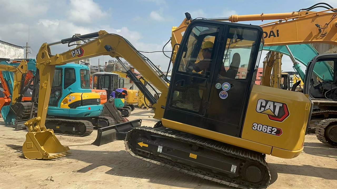 CATERPILLAR 306E2 - Mini bager: slika 2 CATERPILLAR 306E2 - Mini bager: slika 2