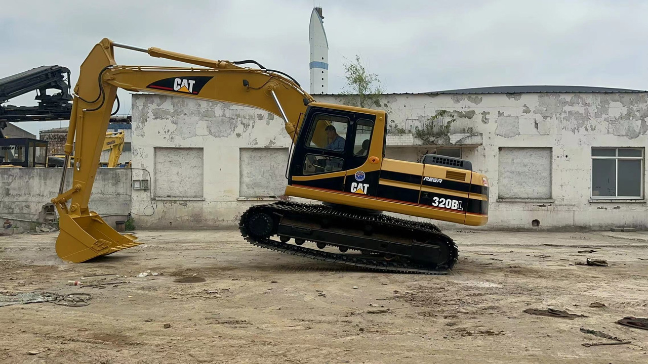 CATERPILLAR 320BL - Bager goseničar: slika 2 CATERPILLAR 320BL - Bager goseničar: slika 2
