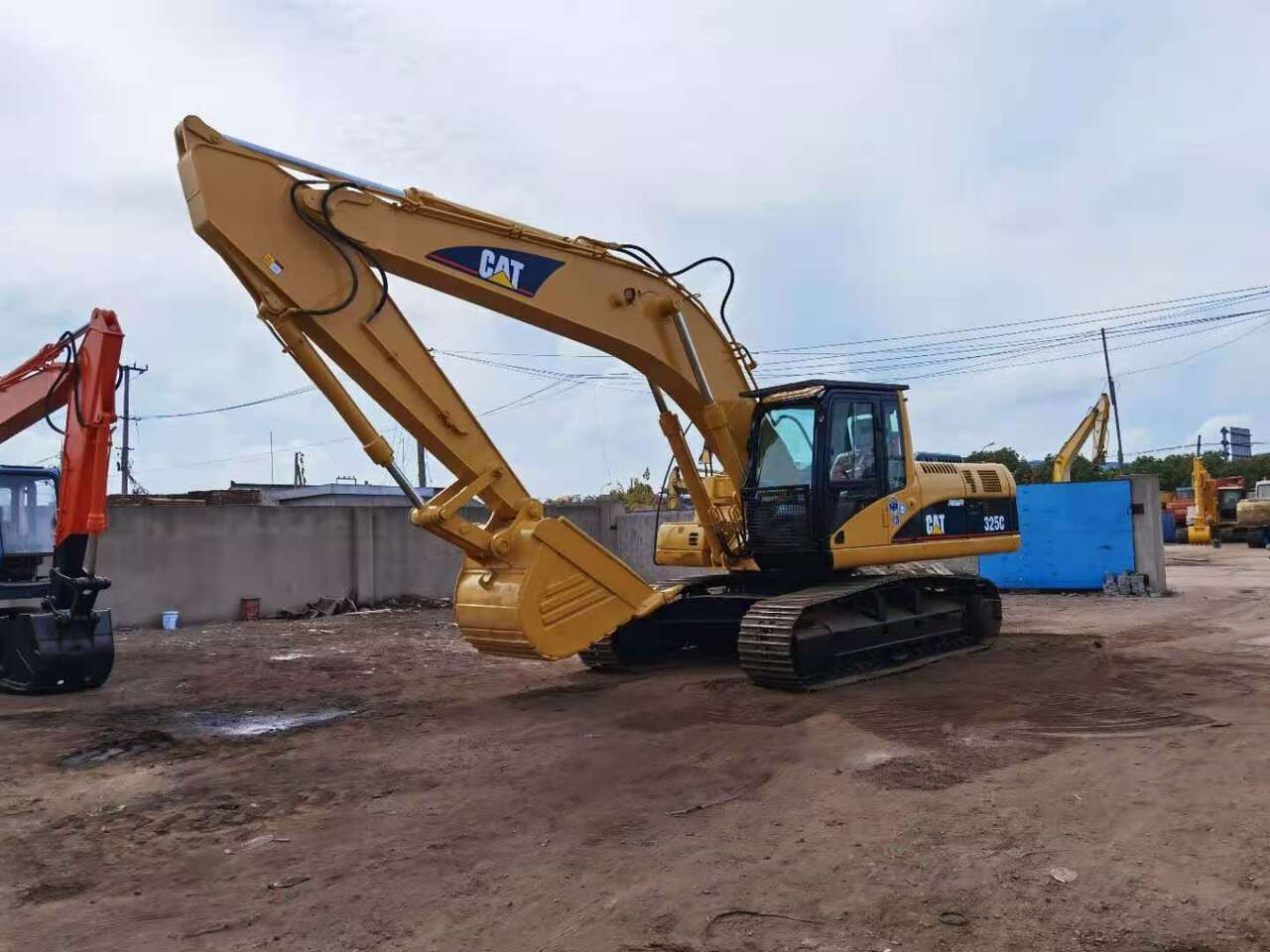 CATERPILLAR 325C - Bager goseničar: slika 4 CATERPILLAR 325C - Bager goseničar: slika 4