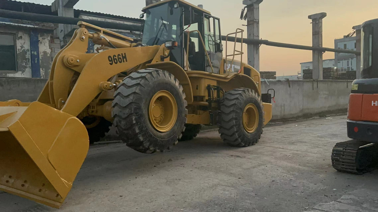 CATERPILLAR 966H - Bager na kolesih: slika 4 CATERPILLAR 966H - Bager na kolesih: slika 4