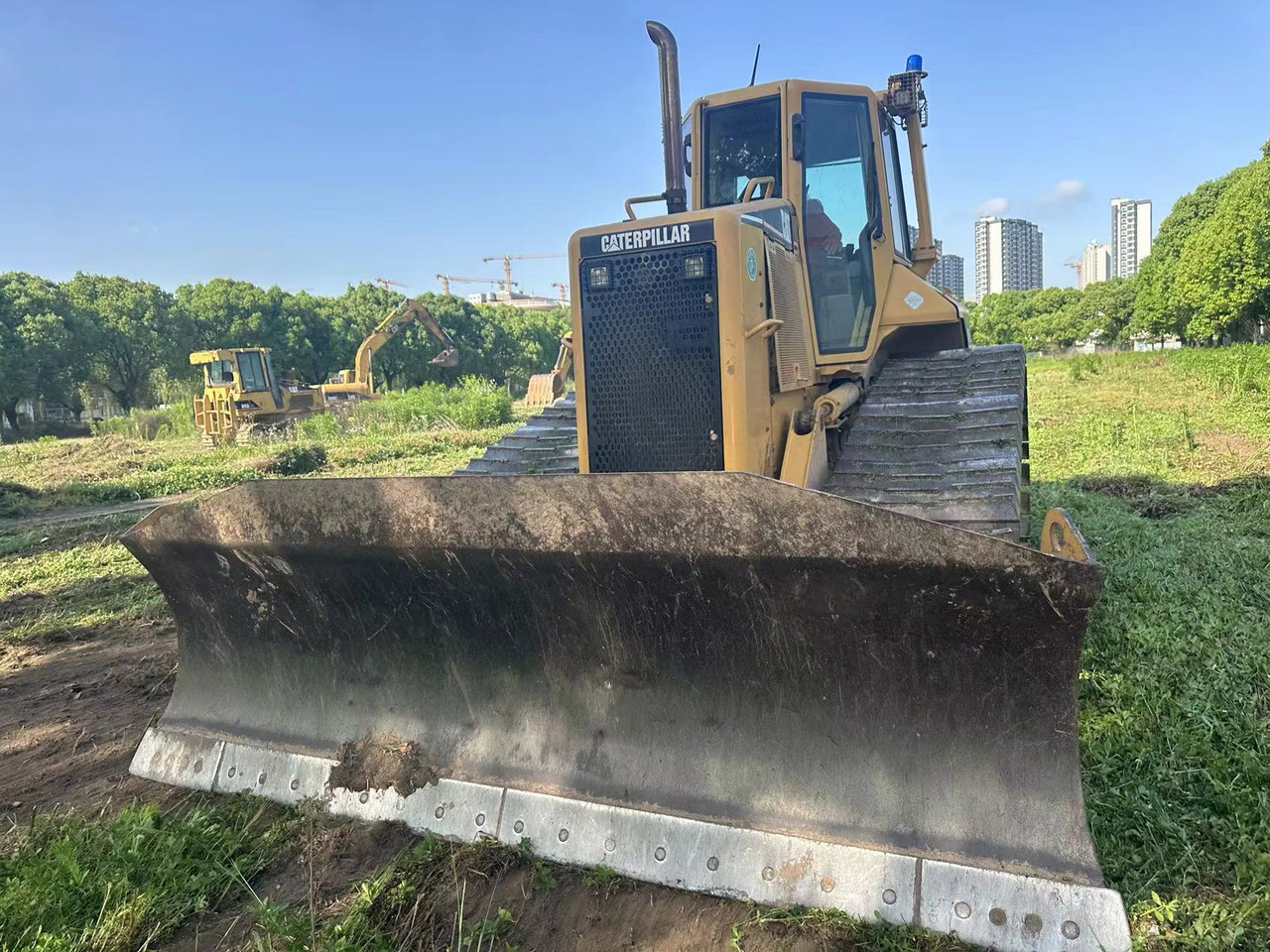 CATERPILLAR D5N - Buldožer: slika 2 CATERPILLAR D5N - Buldožer: slika 2