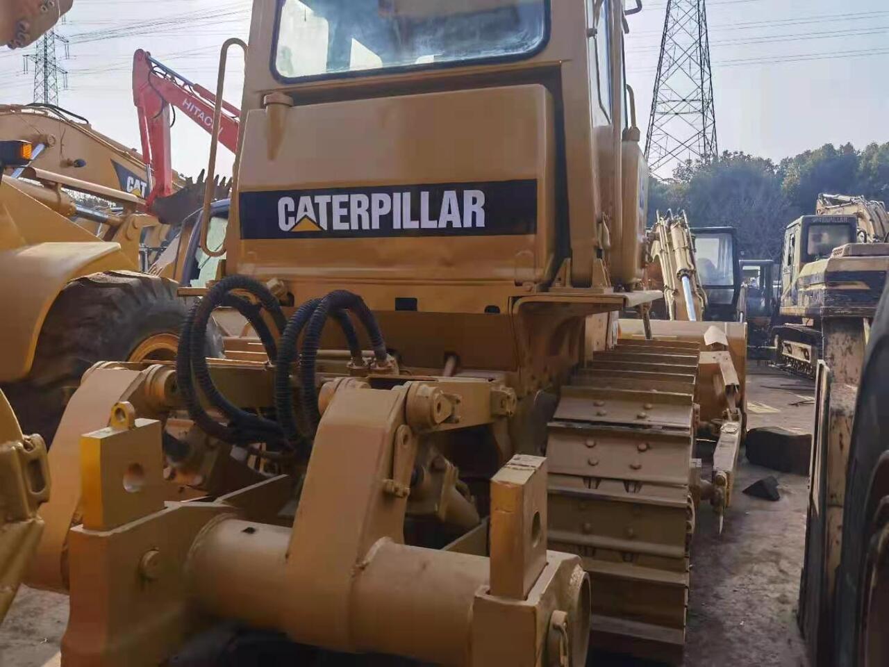 CATERPILLAR D6D - Buldožer: slika 4 CATERPILLAR D6D - Buldožer: slika 4