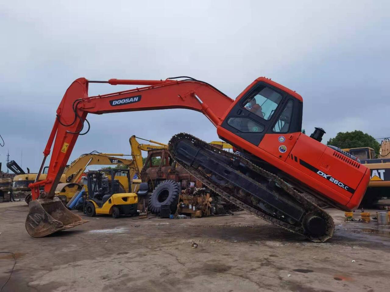 DOOSAN DX260 - Bager goseničar: slika 5 DOOSAN DX260 - Bager goseničar: slika 5
