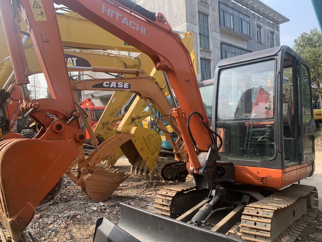 HITACHI ZX35U - Mini bager: slika 2 HITACHI ZX35U - Mini bager: slika 2