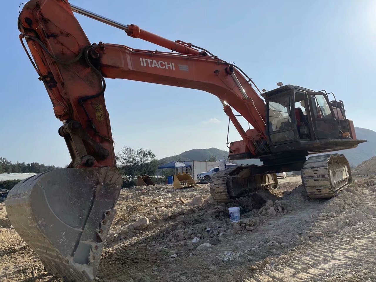 HITACHI ZX470-3 - Bager goseničar: slika 2 HITACHI ZX470-3 - Bager goseničar: slika 2