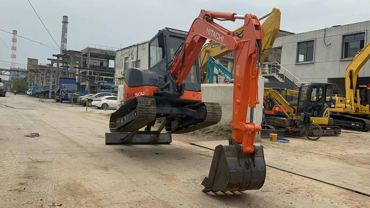 HITACHI ZX50U-2 - Mini bager: slika 1 HITACHI ZX50U-2 - Mini bager: slika 1