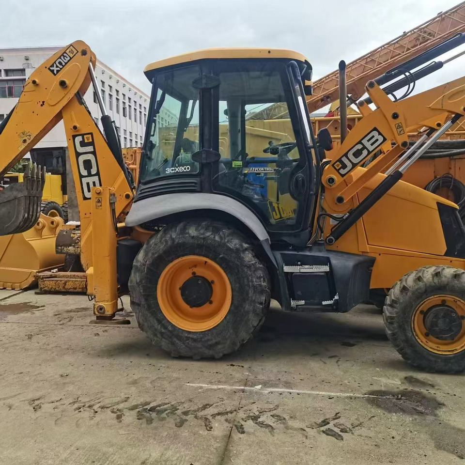 JCB 3CX - Bager nakladalec: slika 4 JCB 3CX - Bager nakladalec: slika 4