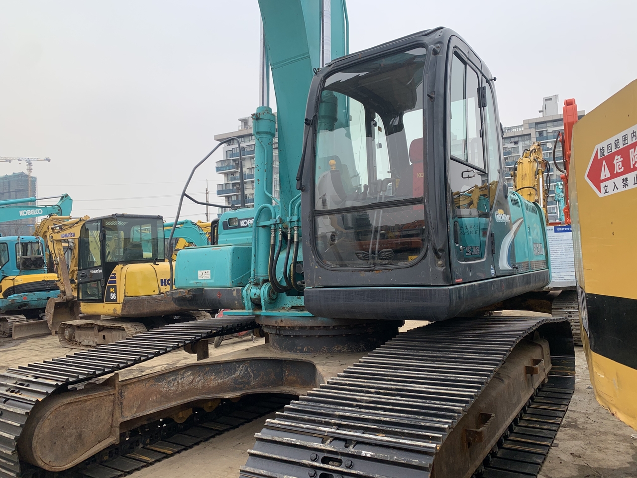 KOBELCO SK260LC-8 - Bager goseničar: slika 2 KOBELCO SK260LC-8 - Bager goseničar: slika 2