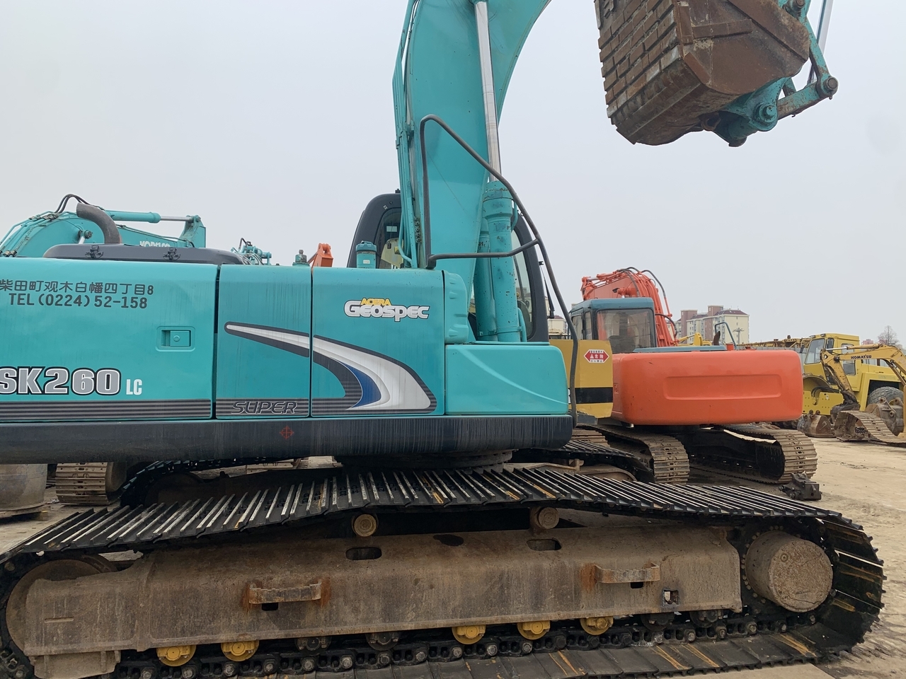 KOBELCO SK260LC-8 - Bager goseničar: slika 1 KOBELCO SK260LC-8 - Bager goseničar: slika 1