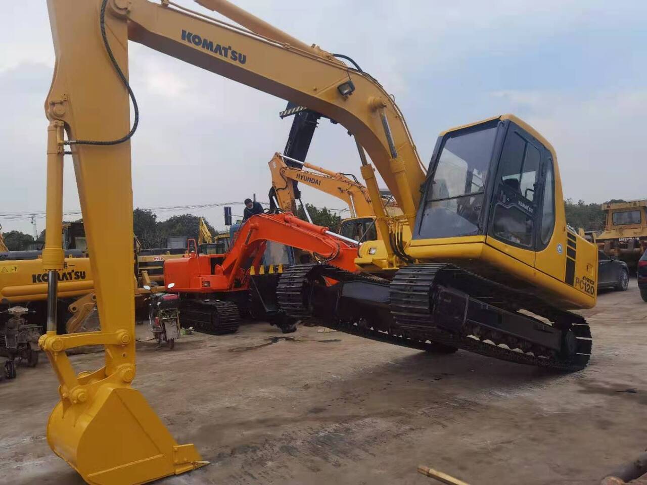 KOMATSU PC120-6 - Bager goseničar: slika 5 KOMATSU PC120-6 - Bager goseničar: slika 5
