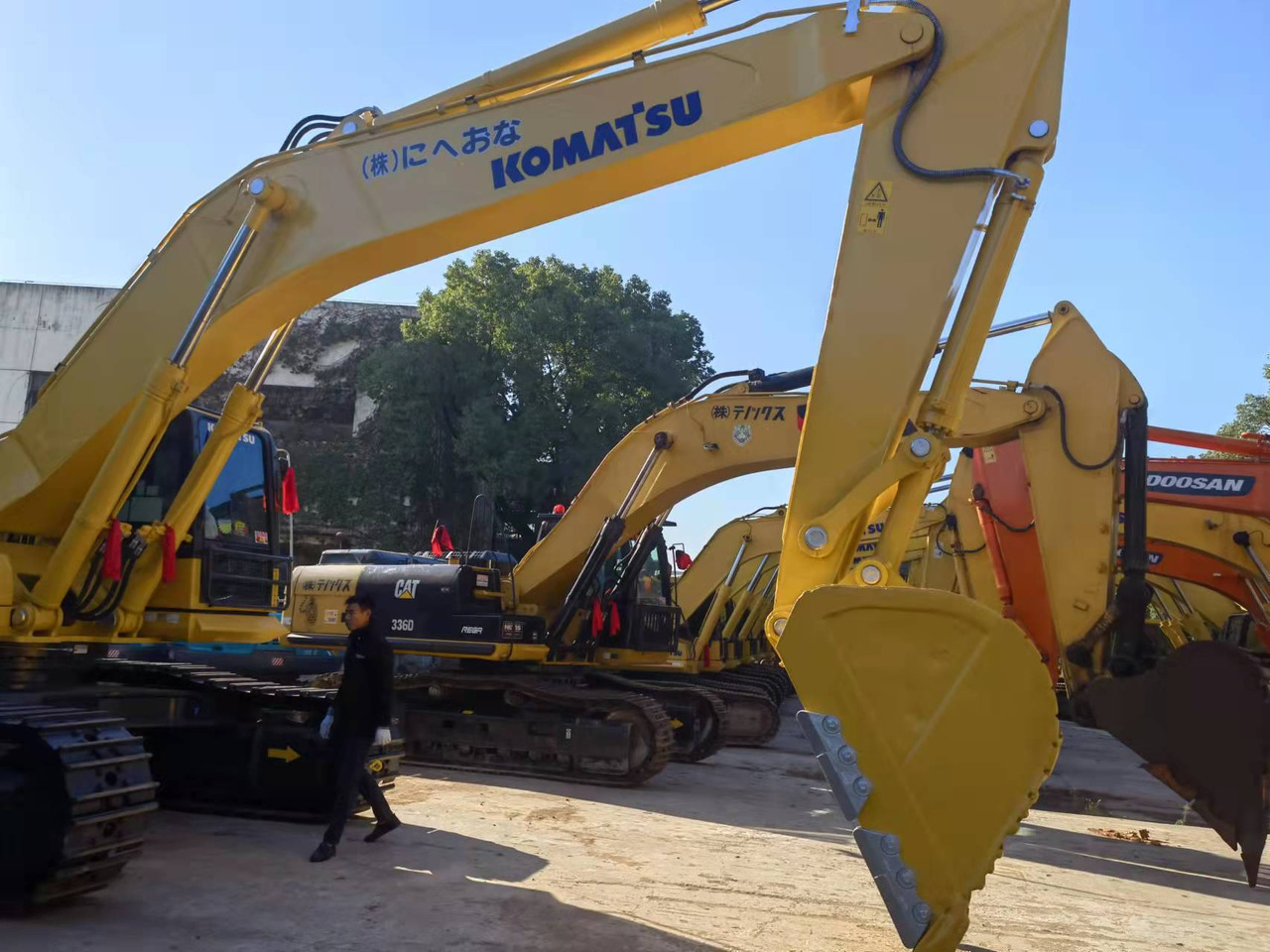 KOMATSU PC450-8-excavator - Bager goseničar: slika 4 KOMATSU PC450-8-excavator - Bager goseničar: slika 4