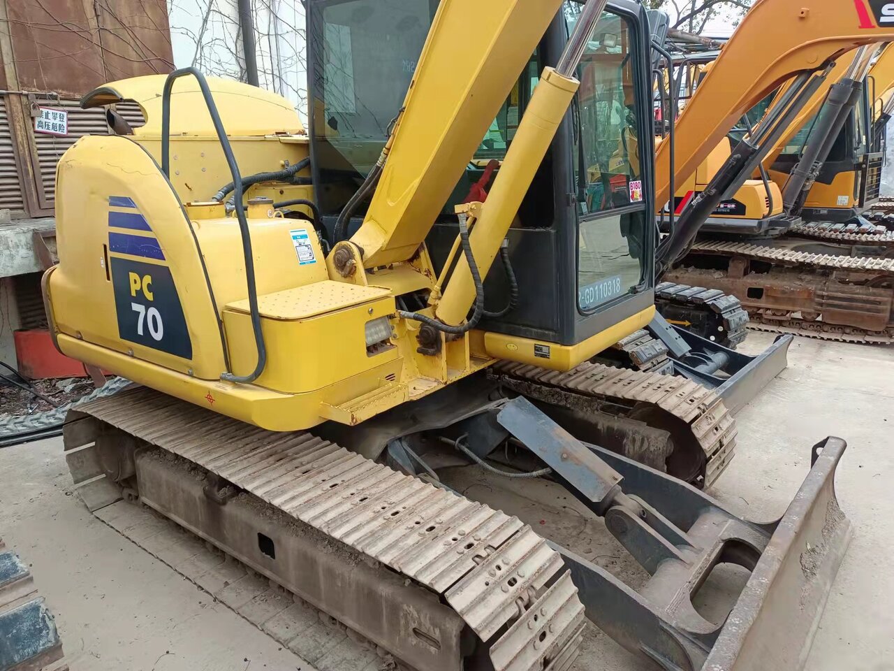 KOMATSU PC70-mini excavator - Mini bager: slika 5 KOMATSU PC70-mini excavator - Mini bager: slika 5