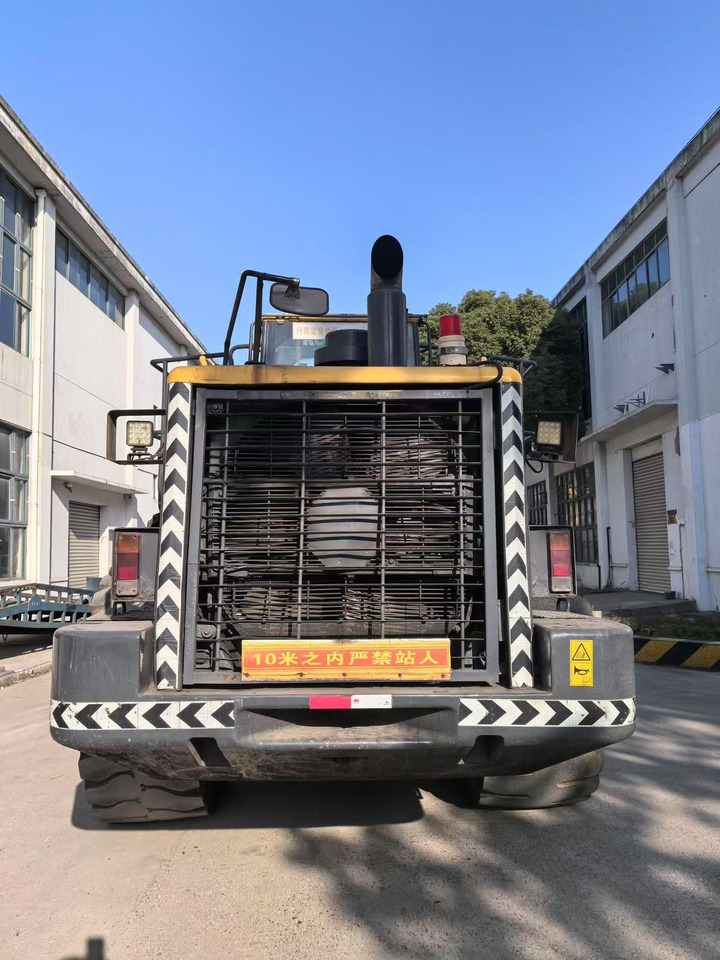 KOMATSU WA500-6 - Kolesni nakladalec: slika 4 KOMATSU WA500-6 - Kolesni nakladalec: slika 4