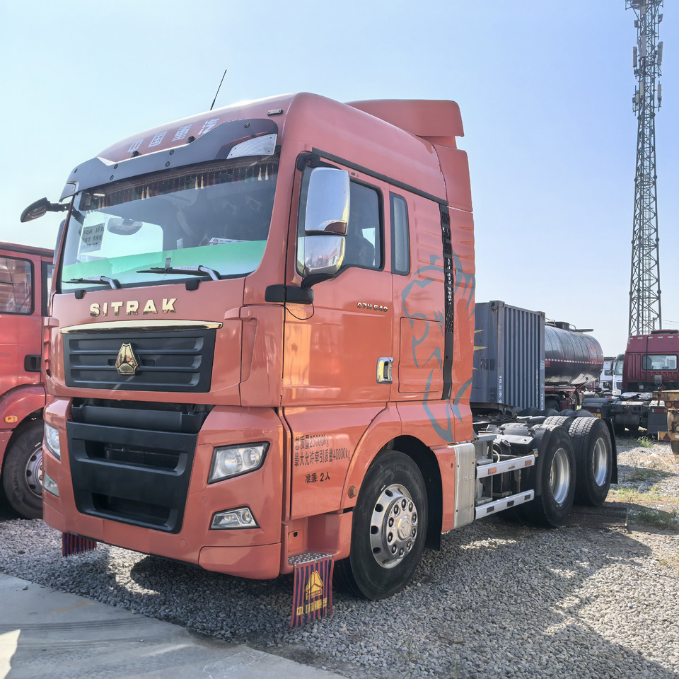 SINOTRUK SITRAK C7H - Vlačilec: slika 1 SINOTRUK SITRAK C7H - Vlačilec: slika 1