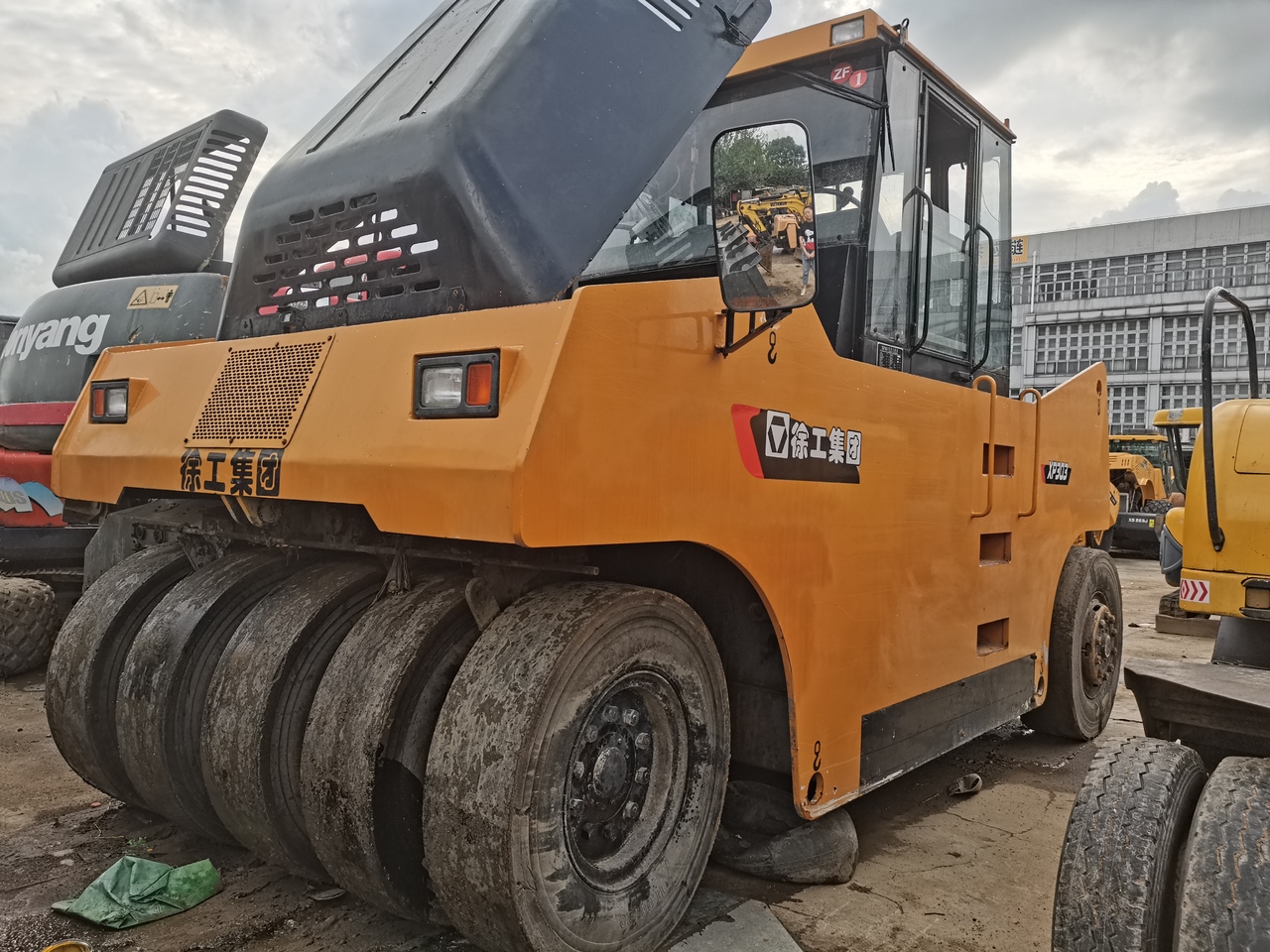 XCMG XP303 - Valjar: slika 2 XCMG XP303 - Valjar: slika 2