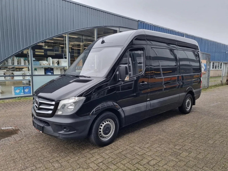 Mercedes-Benz Sprinter 314 CDI L2H2/ AC/ Navi/ Camera/ Euro 6 - Mali kombi: slika 4 Mercedes-Benz Sprinter 314 CDI L2H2/ AC/ Navi/ Camera/ Euro 6 - Mali kombi: slika 4